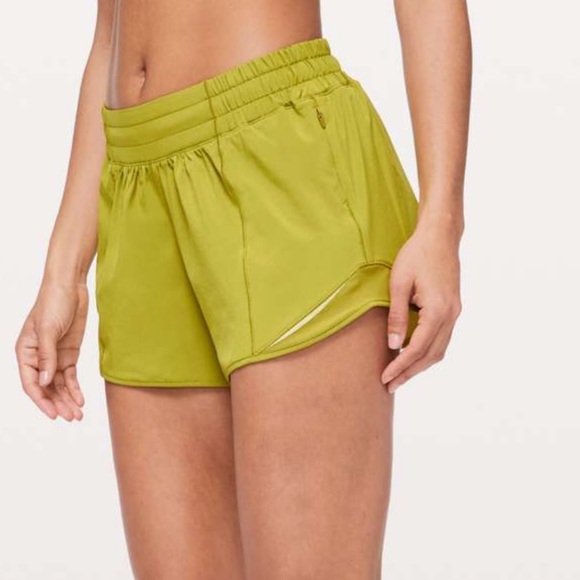 lululemon athletica Pants - SOLD✨Lululemon Hotty Hot Short II Long 4" Size 8